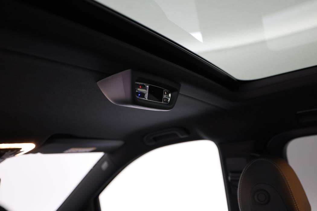 Mercedes-Benz V 2025