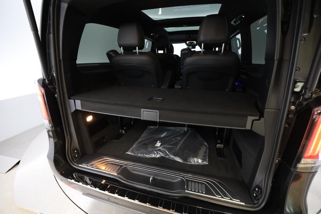 Mercedes-Benz V 2025