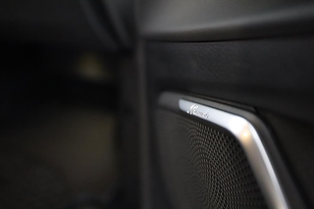 Mercedes-Benz V 2025