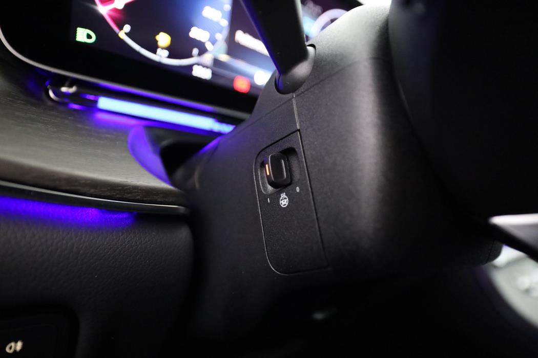 Mercedes-Benz V 2025