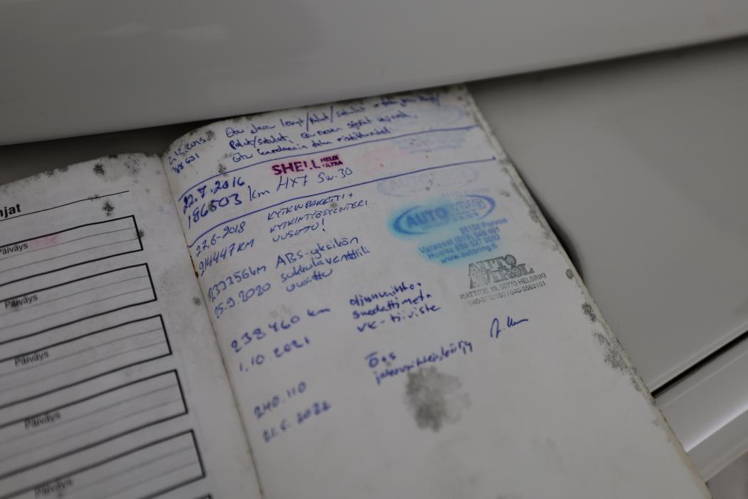 Land Rover Defender 2003