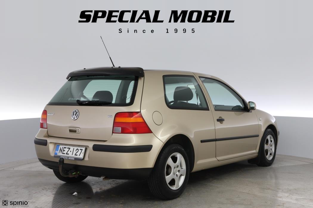 Volkswagen Golf 2002