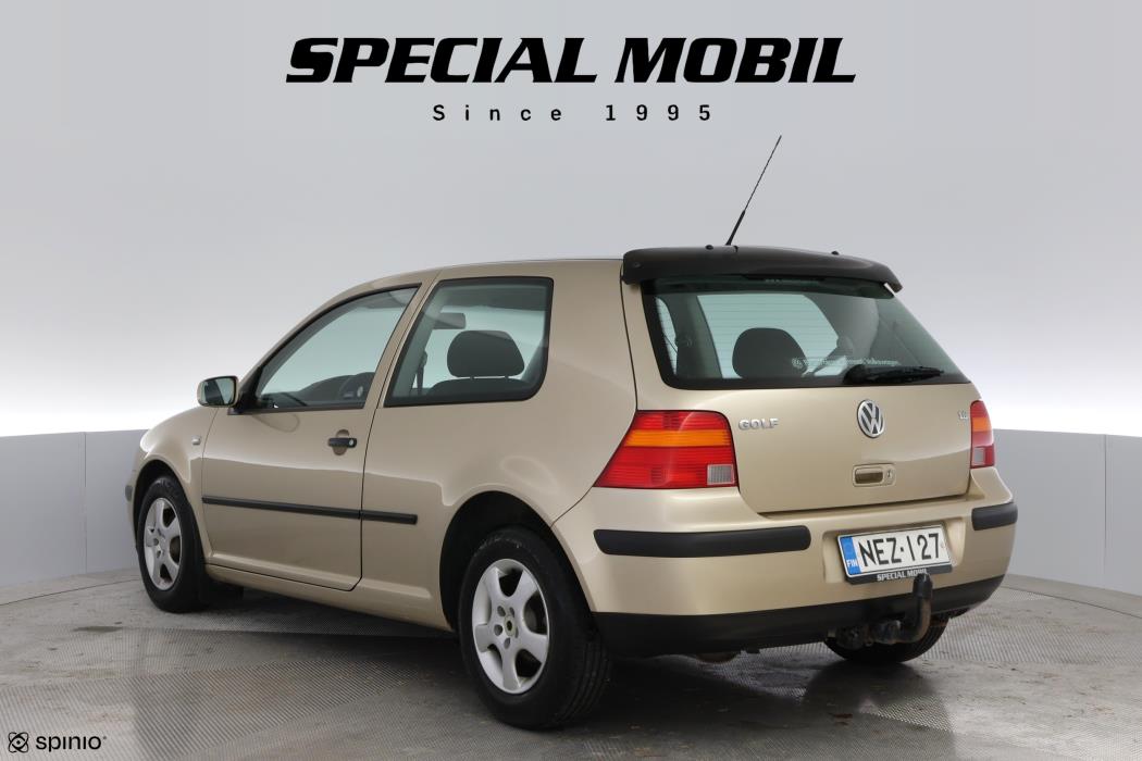 Volkswagen Golf 2002