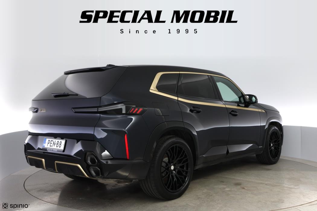 BMW XM 2023