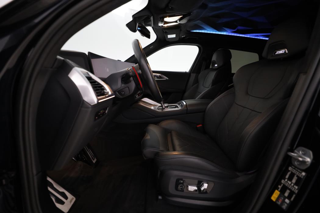 BMW XM 2023