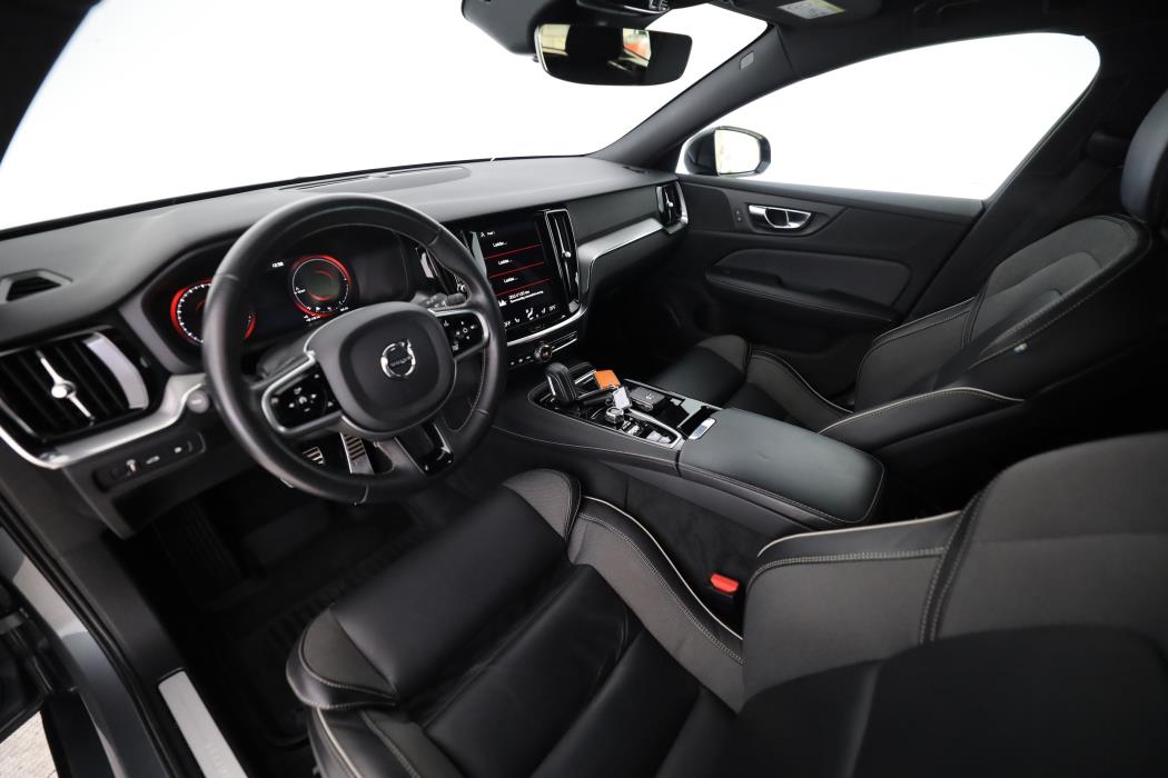 Volvo V60 2020