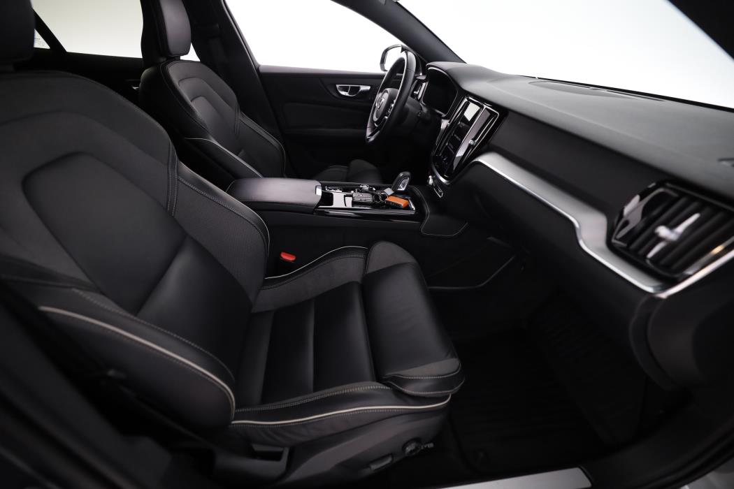 Volvo V60 2020