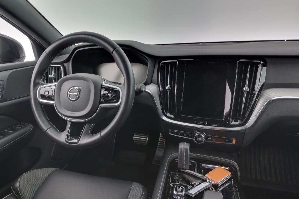 Volvo V60 2020