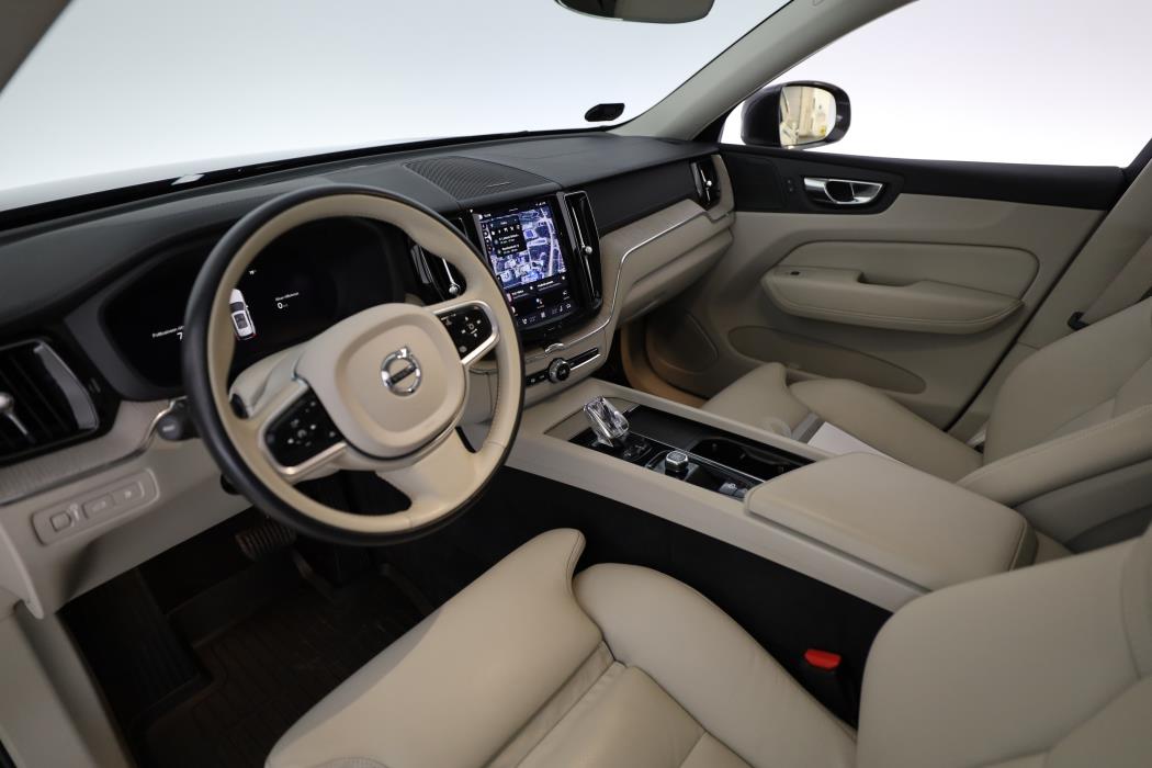 Volvo XC60 2022