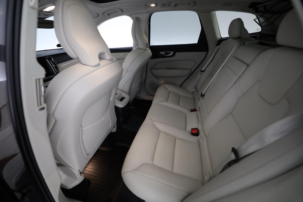 Volvo XC60 2022
