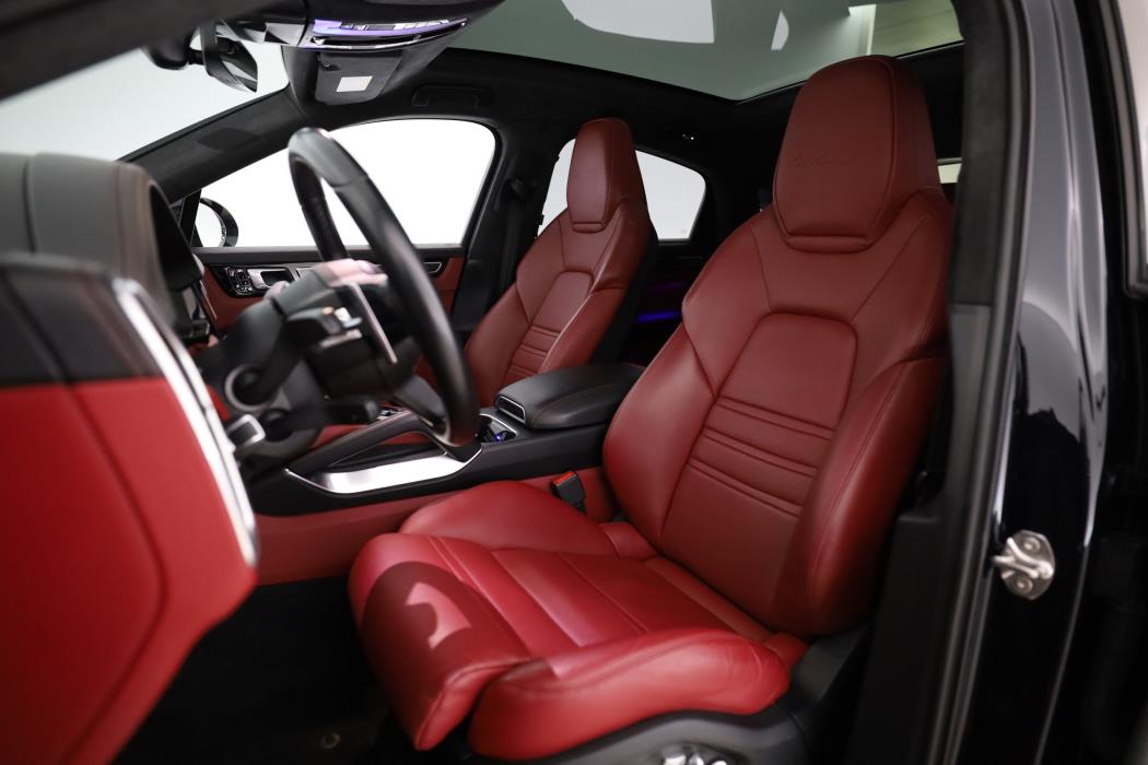 Porsche Cayenne 2020