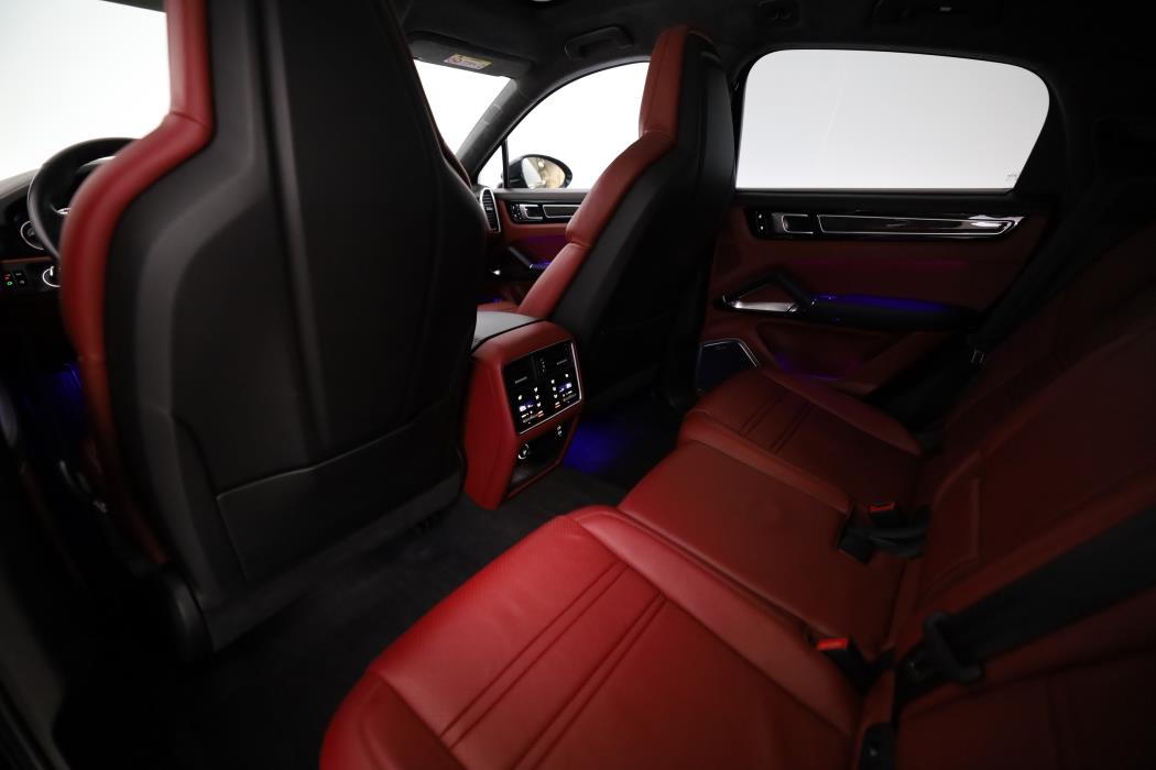 Porsche Cayenne 2020