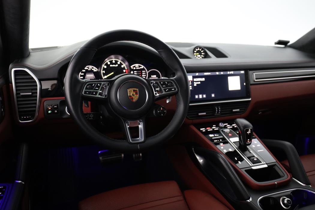 Porsche Cayenne 2020