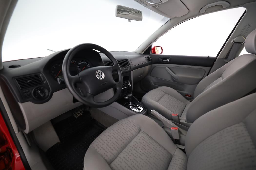 Volkswagen Golf 2002