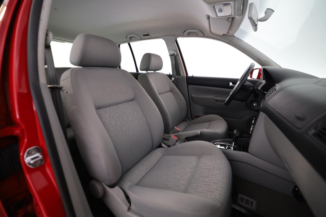 Volkswagen Golf 2002