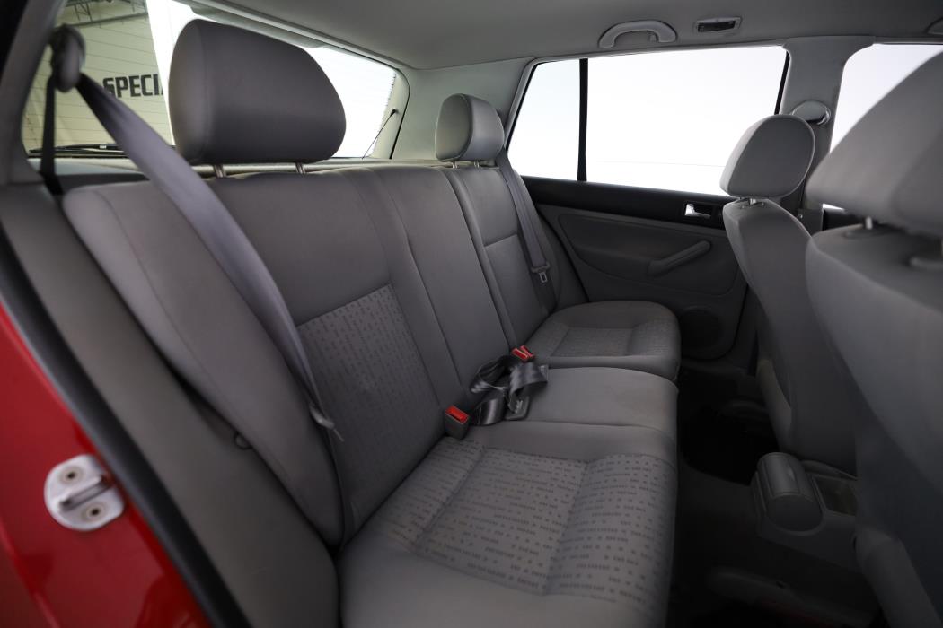 Volkswagen Golf 2002