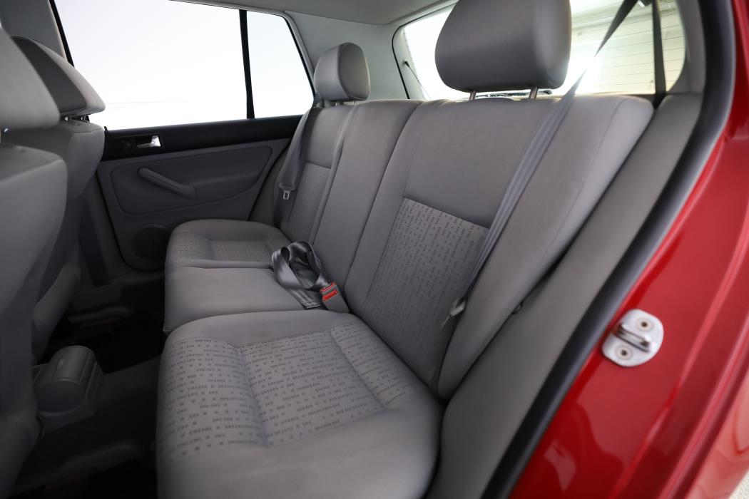Volkswagen Golf 2002