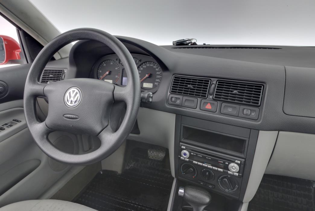 Volkswagen Golf 2002