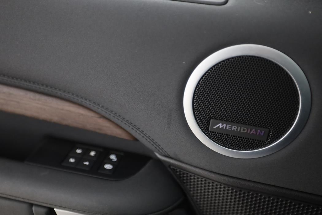 Land Rover Discovery 2018