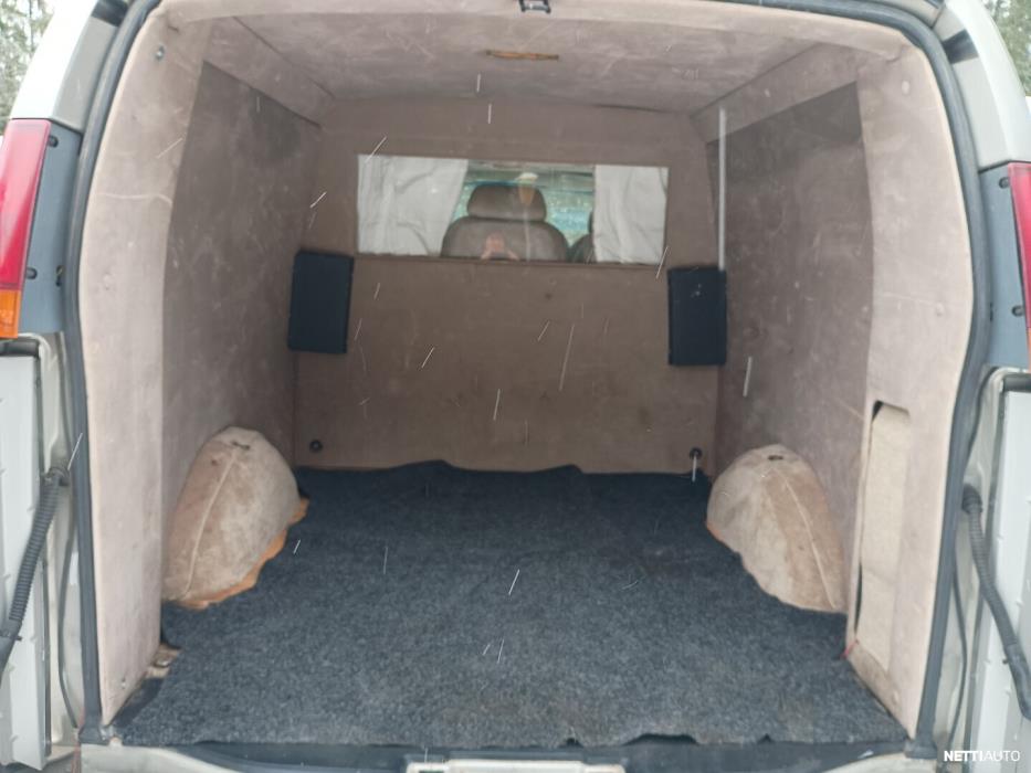 Chevrolet Express 1500 2003