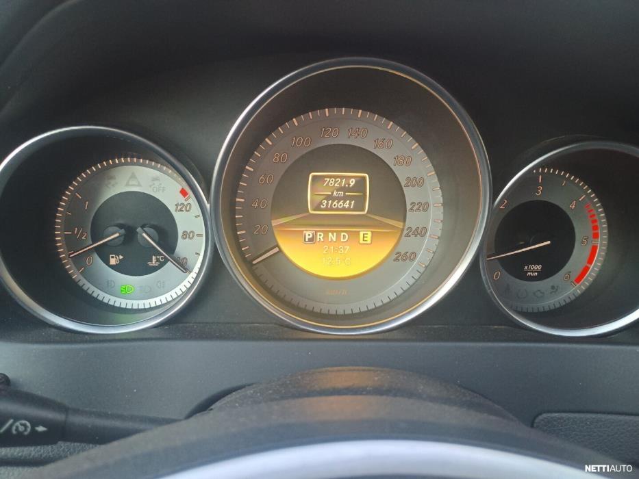 Mercedes-Benz C 2011