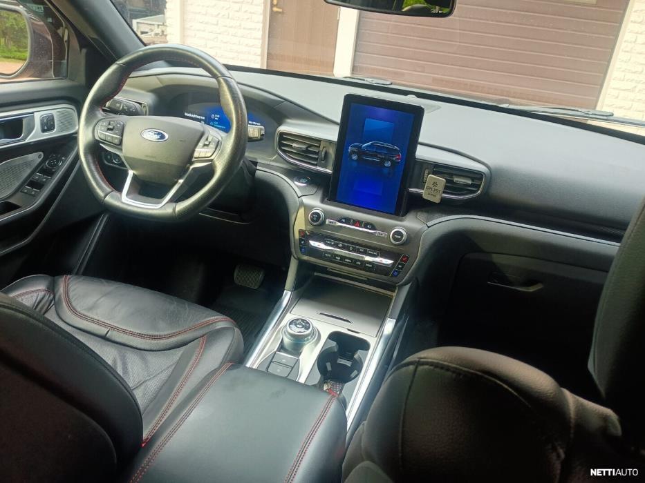 Ford Explorer 2021