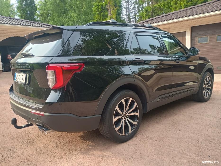 Ford Explorer 2021
