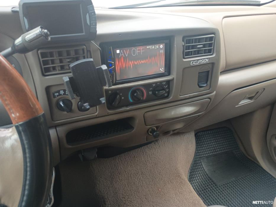 Ford Excursion 2000