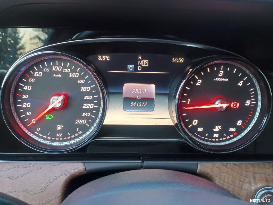 Mercedes-Benz E 2017