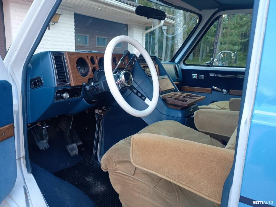Chevrolet Chevy Van 1991