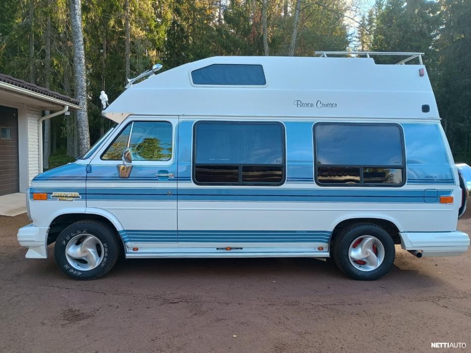 Chevrolet Chevy Van 1991
