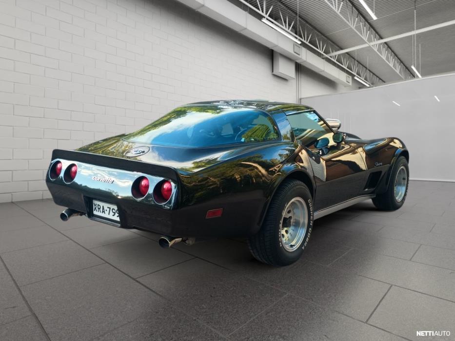 Chevrolet Corvette 1975