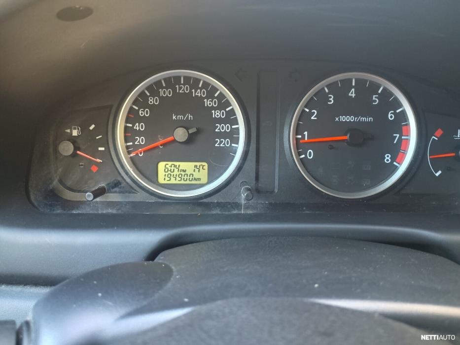 Nissan Almera 2005