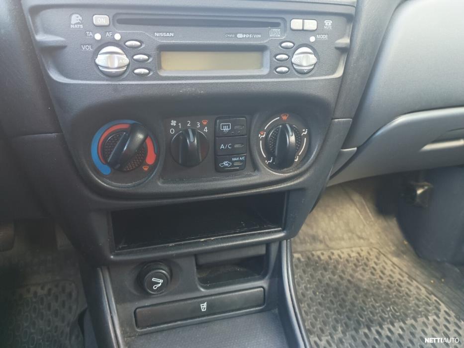 Nissan Almera 2005