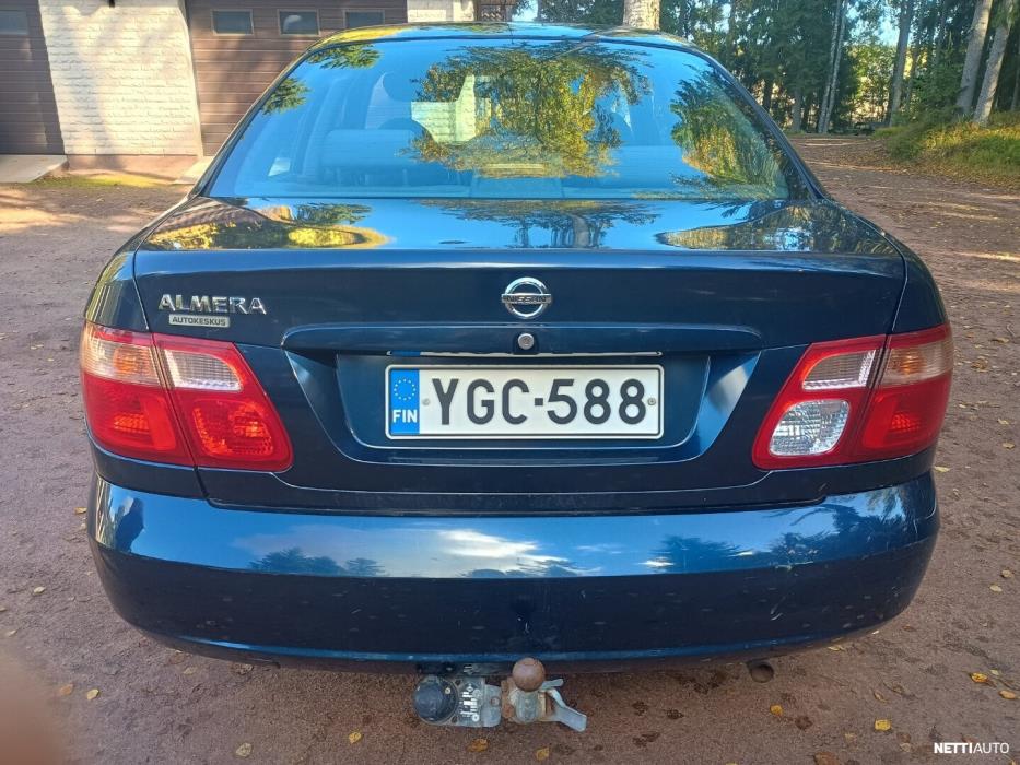 Nissan Almera 2005