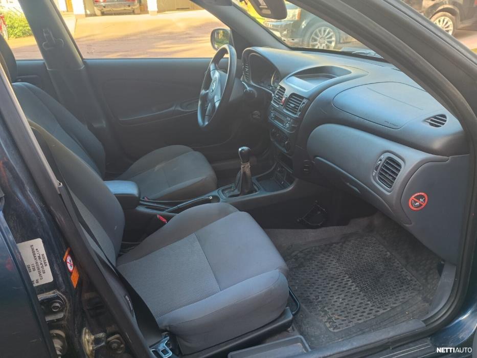 Nissan Almera 2005
