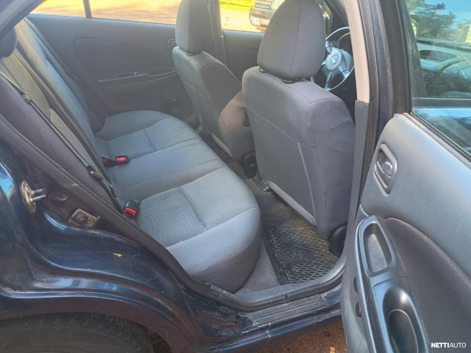 Nissan Almera 2005