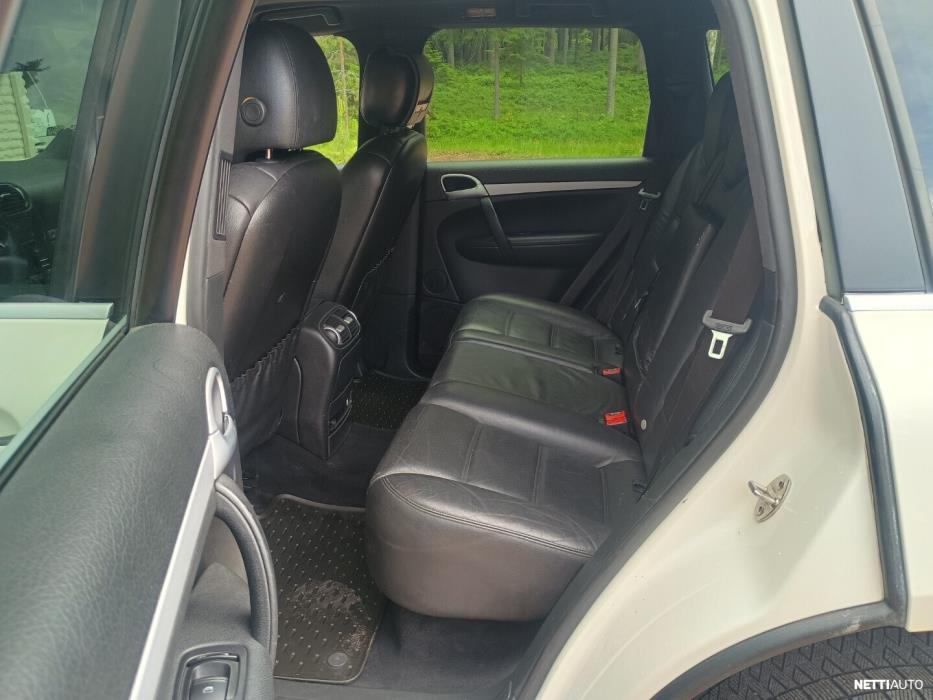 Porsche Cayenne 2010