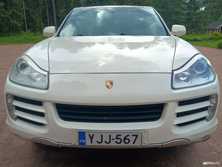 Porsche Cayenne 2010