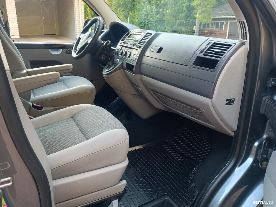 Volkswagen Transporter 2010