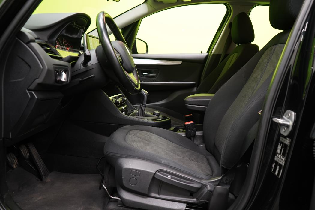 BMW 218 2016