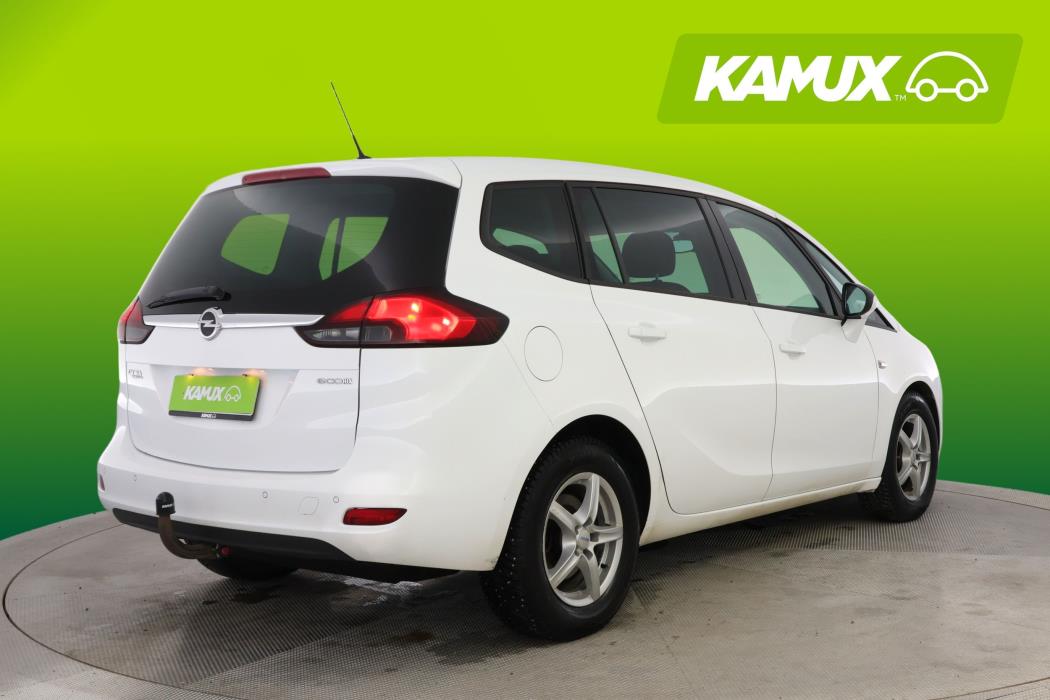 Opel Zafira 2016