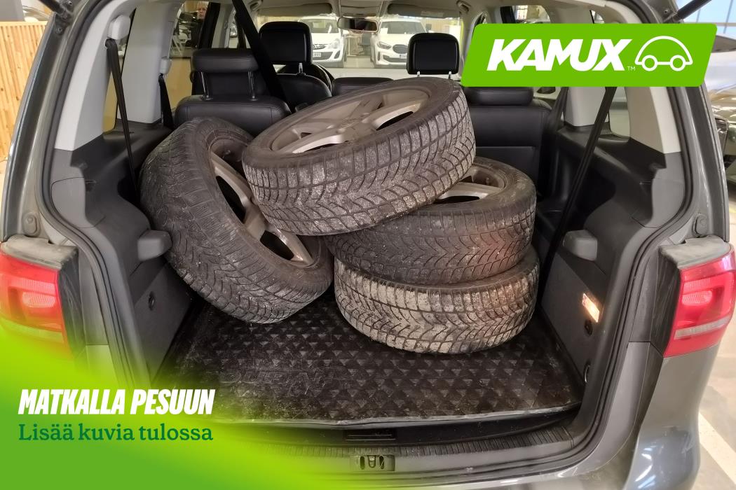 Volkswagen Touran 2015