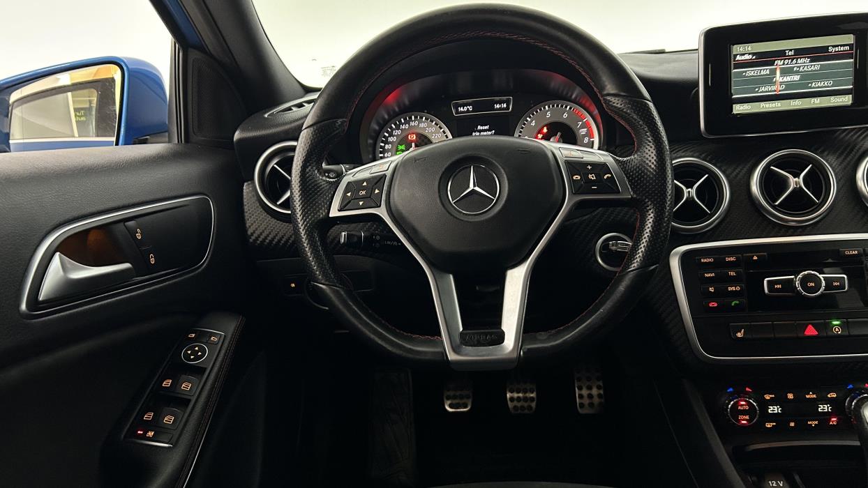 Mercedes-Benz A 2015
