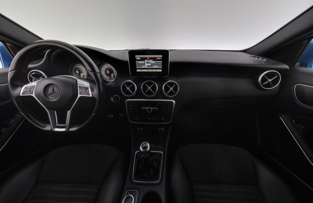 Mercedes-Benz A 2015