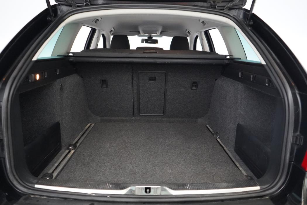 Skoda Superb 2012