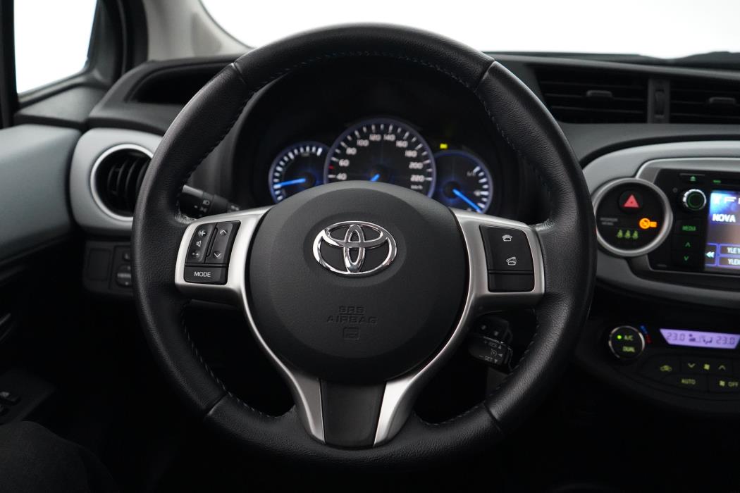 Toyota Yaris 2014