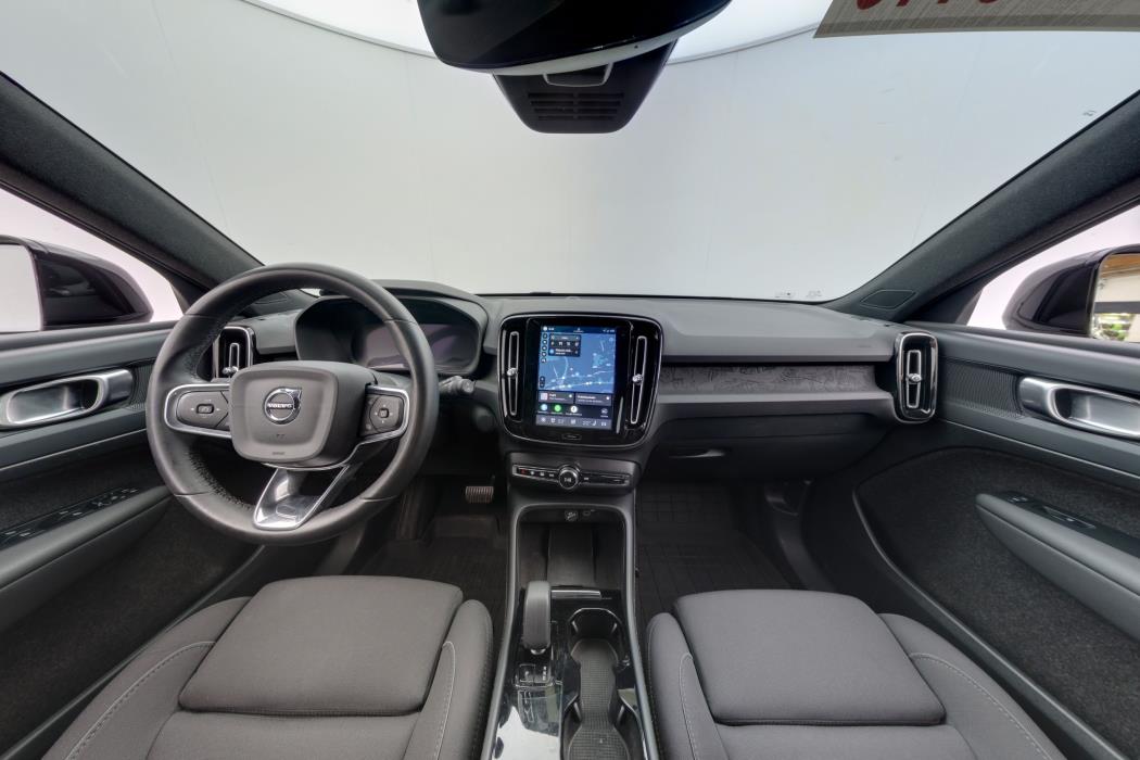 Volvo XC40 2024
