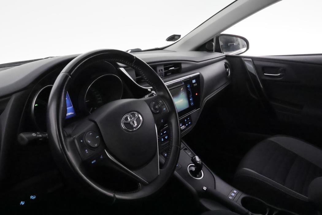 Toyota Auris 2016