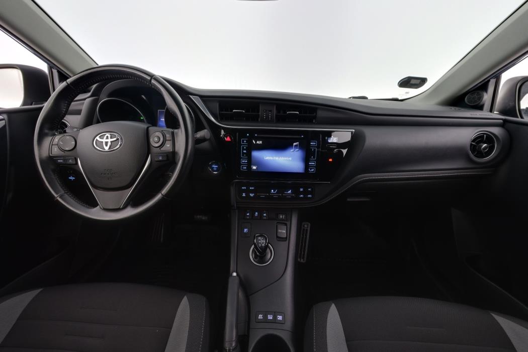 Toyota Auris 2016